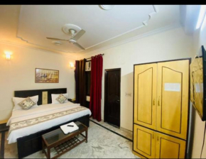 RS Corporate Suites